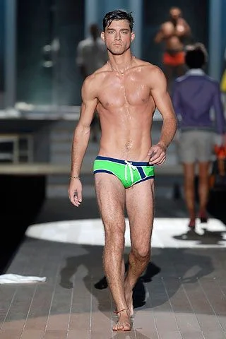 Look 19
